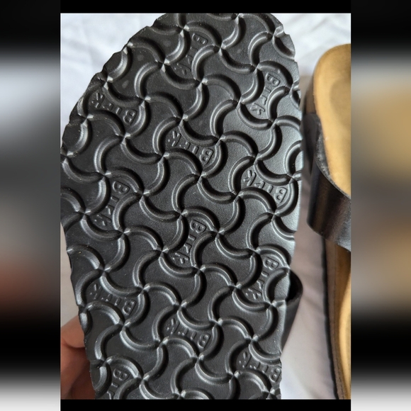 Birkenstock Gizeh Sandals for women size 41. - Picture 6 of 7
